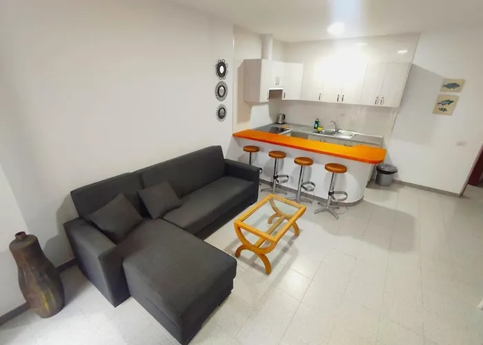 On The Front Line From The Ocean Apartmán *